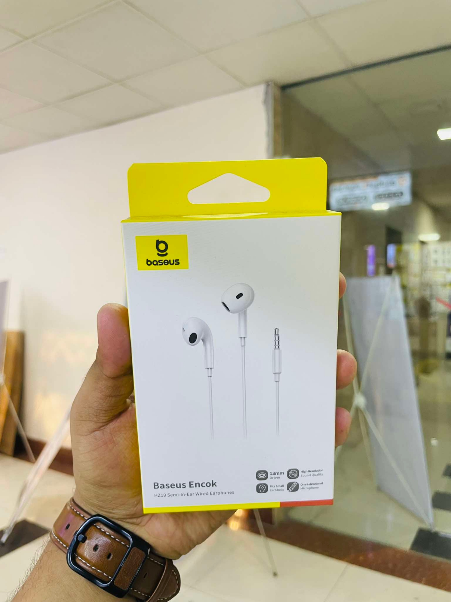 Picture of Baseus Wired Earphone 3.5mm HZ19 For Samsung Google Pixel One Plus Moon White