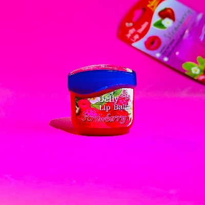 Picture of STRAWBERRY LIP GEL (9G) MADE IN THAILAND
