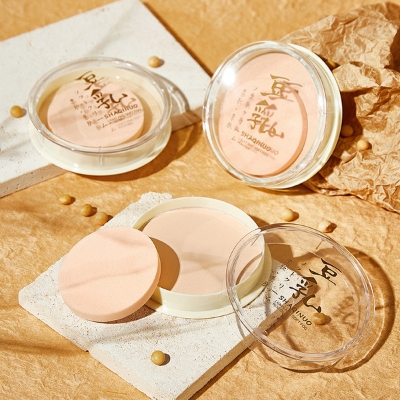 Picture of SHAQINUO soy milk clear soft mist/ oil control waterproof and sweat-proof long-lasting face powder 16g