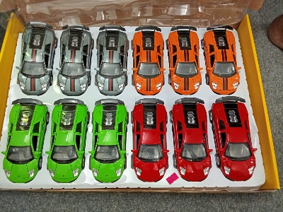 Picture of Skala 1/24 Analog Slotcar - Lamborghini Murciélago Roadster Gold fr AUTOart Slot Racing