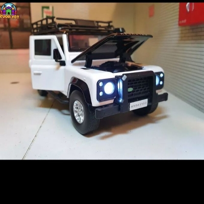 Picture of Land Rover Defender TDCi 110 Fuji White All