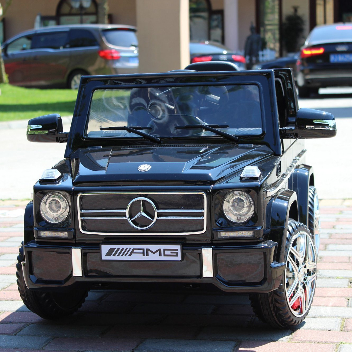 Picture of 12V Electric Jeep Truck with Painting – Battery Operated Ride-On Car for Kids with Remote Control & AUX – Model: SMT-7188 – Baby Car