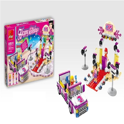 Picture of The Peizhi Puzzle building blocks Building kit, 322 parts Happy Holiday - Discotheque with a car