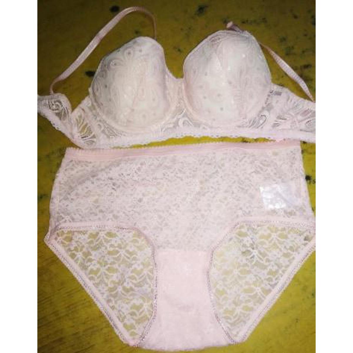 Picture of Comfortable Pink net foam Bra and Panty Set For Women