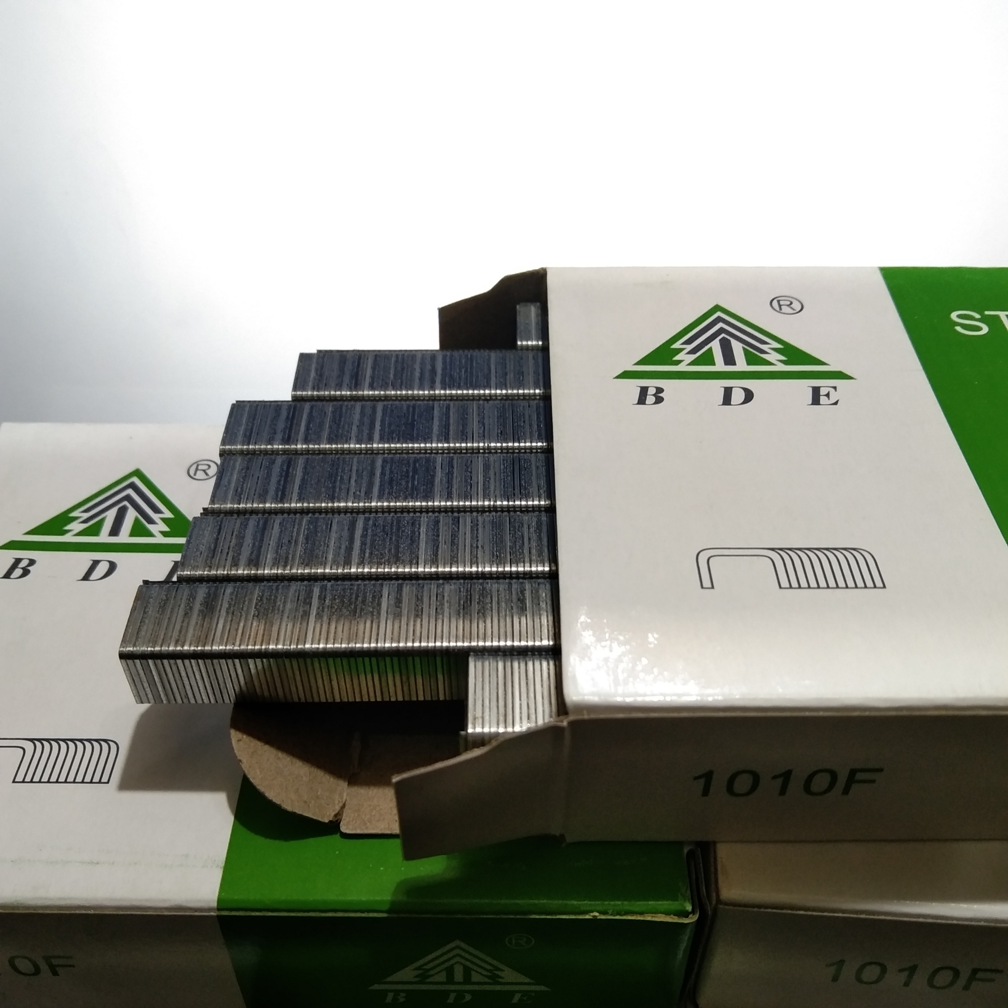 Picture of 1010F Staples For Nailer Gun ( 5 BOX )