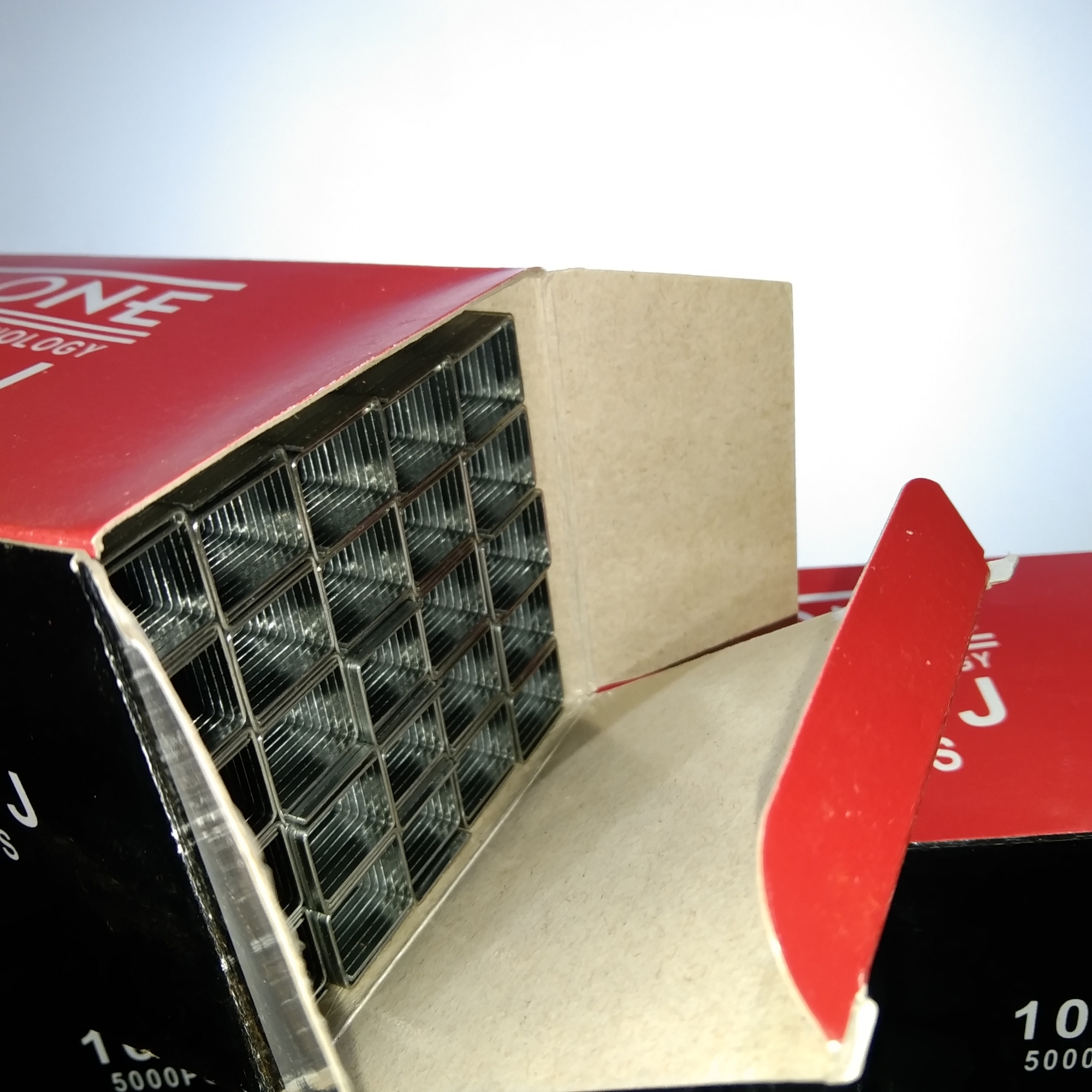 Picture of 1013J Staples For Nailer Gun ( 1 Carton / 30 BOX )