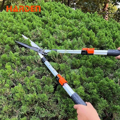 Picture of HARDEN Garden Hedge Shear Adjustable Telescopic (29.5"-34.5") Rubber Grip 630534