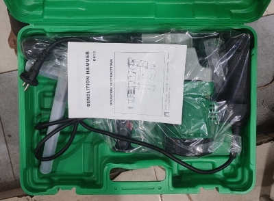 Picture of HETACHI 1520W DEMOLITION HAMMER / BREAKER MACHINE