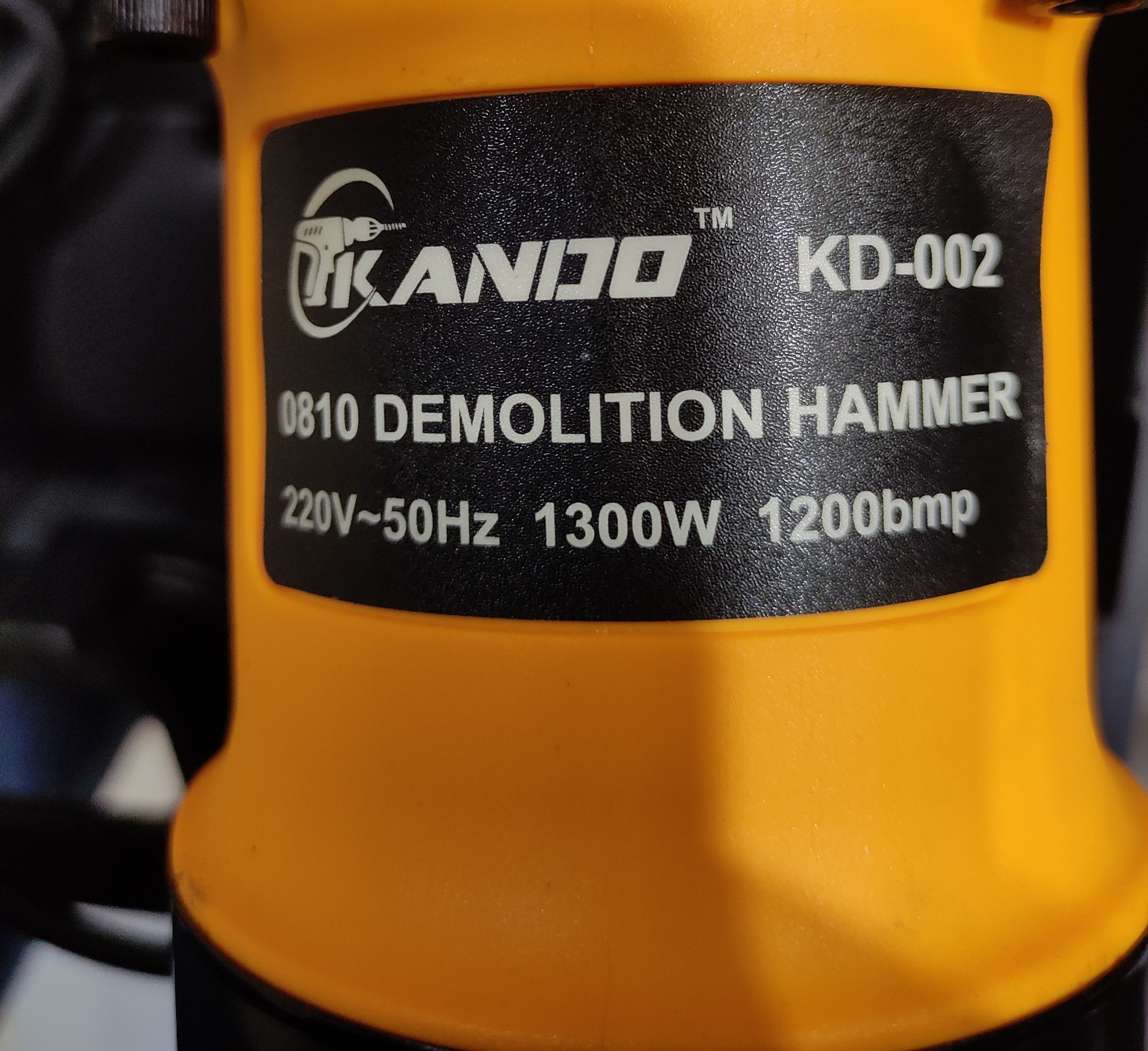 Picture of KANDO 1300W DEMOLITION HAMMER / BREAKER MACHINE