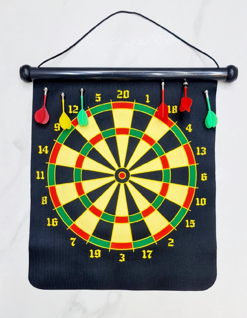 Picture of BIG SIZE Magnetic Dartboard  Black 19 inch 6 pieces dart