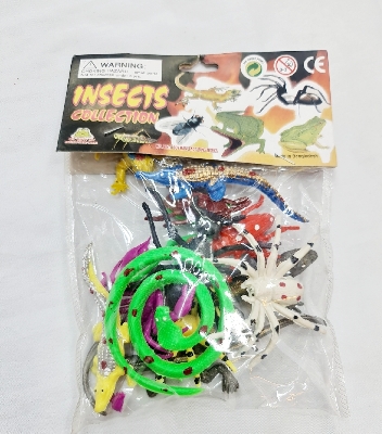 Picture of Insect toys collection Animal Kingdom Set for Kids Plastic Mini Jungle Animals Toys 12 Piece Set Animal Collection For Kids animal juicer animal toy set