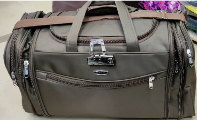 Picture of Nuoxiya Travel Bag  Lock System Large Square Shaped Medium Size Waterproof & Washable Storage Capacity 30 Kg