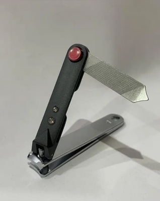 Picture of With nail file: Stainless steel nail clippers, nail clippers, nail clippers Mr. Green nail clippers are simple and stylish.