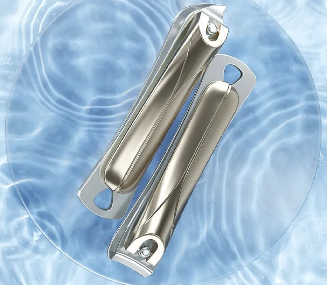 Picture of With nail file: Stainless steel nail clippers, nail clippers, nail clippers Mr. Green nail clippers are simple and stylish.