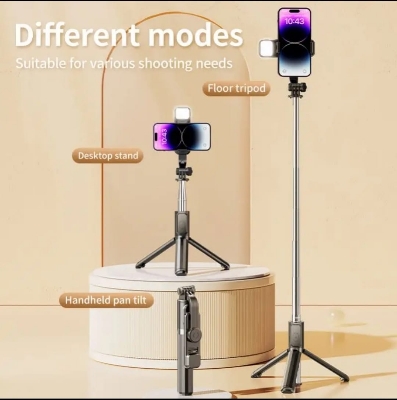 Picture of Black Q07 Bluetooth Integrated Selfie Stick