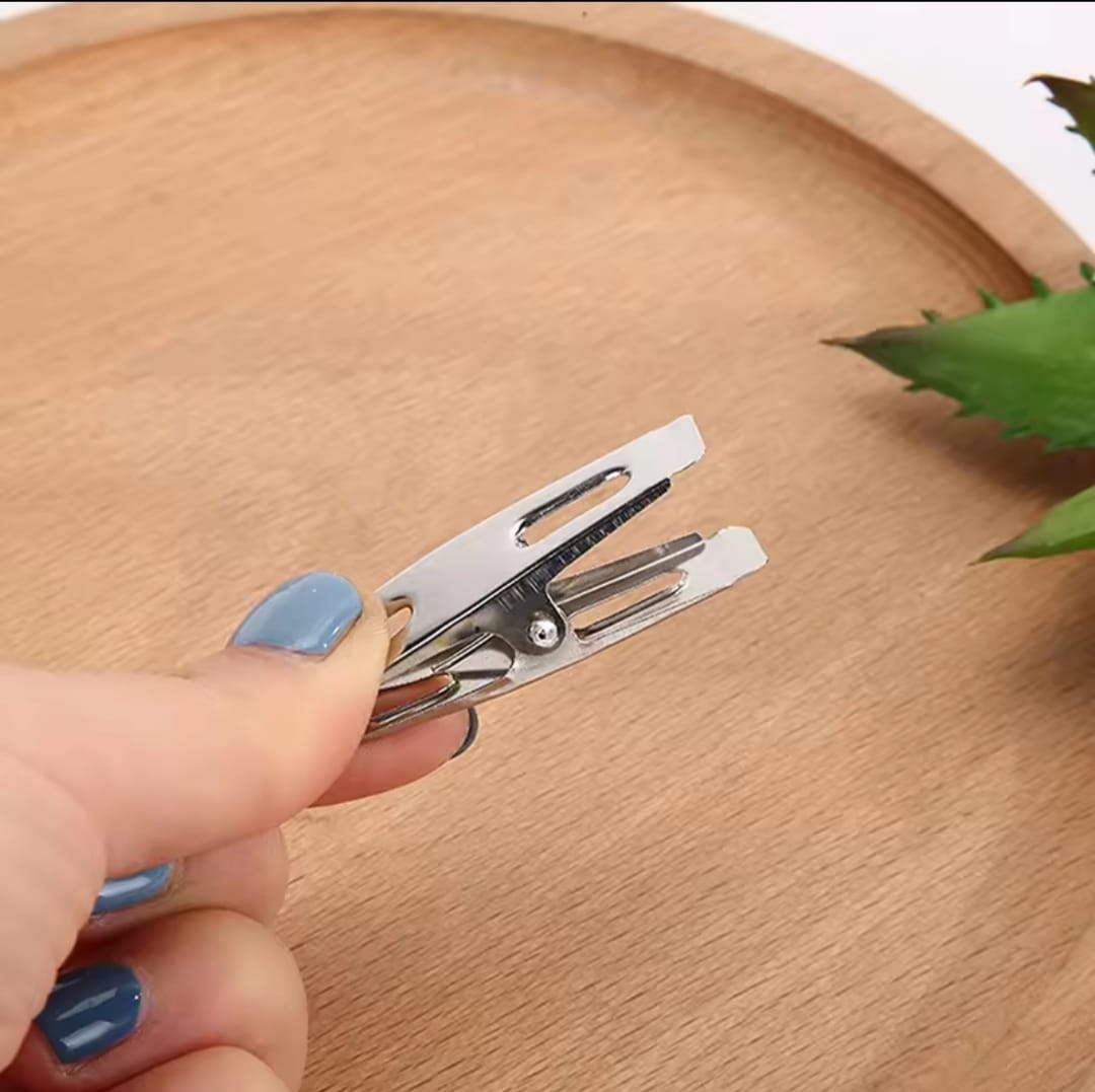 Picture of Clothes Clip High Quality Stainless Steel Powerful Clothes Drying Clip Socks Drying Clip Small