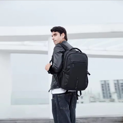 Picture of ARCTIC HUNTER B00388 Waterproof Outdoor Climbing Light Large Capacity Travel and Bag