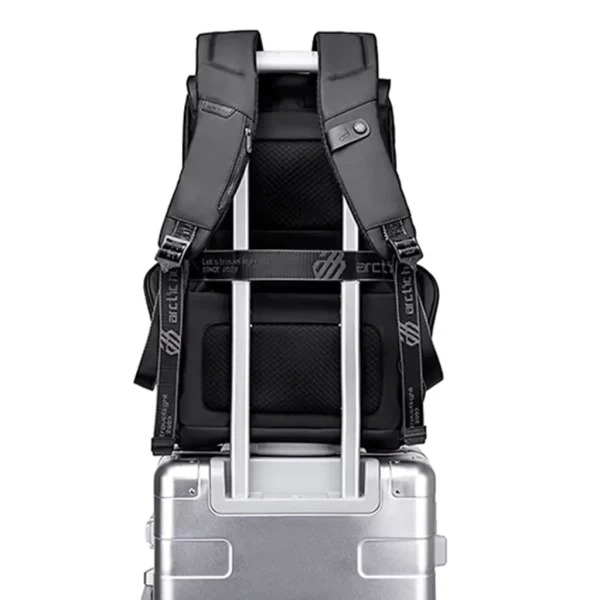 Picture of Arctic Hunter B00428 Backpack with USB Port, Travel Backpack for 15.6” Laptop Water-resistant Bag