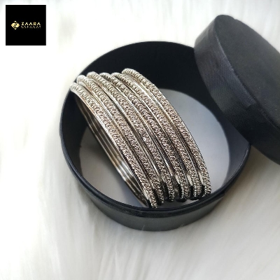 Picture of Gorgeous Metal Bangles for Women (Grey) - 6 Pieces