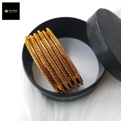 Picture of Gorgeous Metal Bangles for Women (Golden) - 6 Pieces