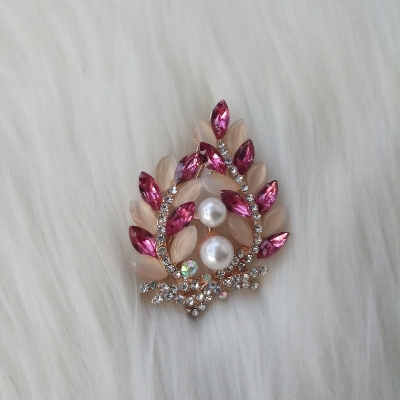 Picture of Stone & Metal Brooch /Hijab Pin/ Saree Pin for Women (Golden) (Imported) M-BRC1153 - 1 Piece - Brooch - Brooch for Women