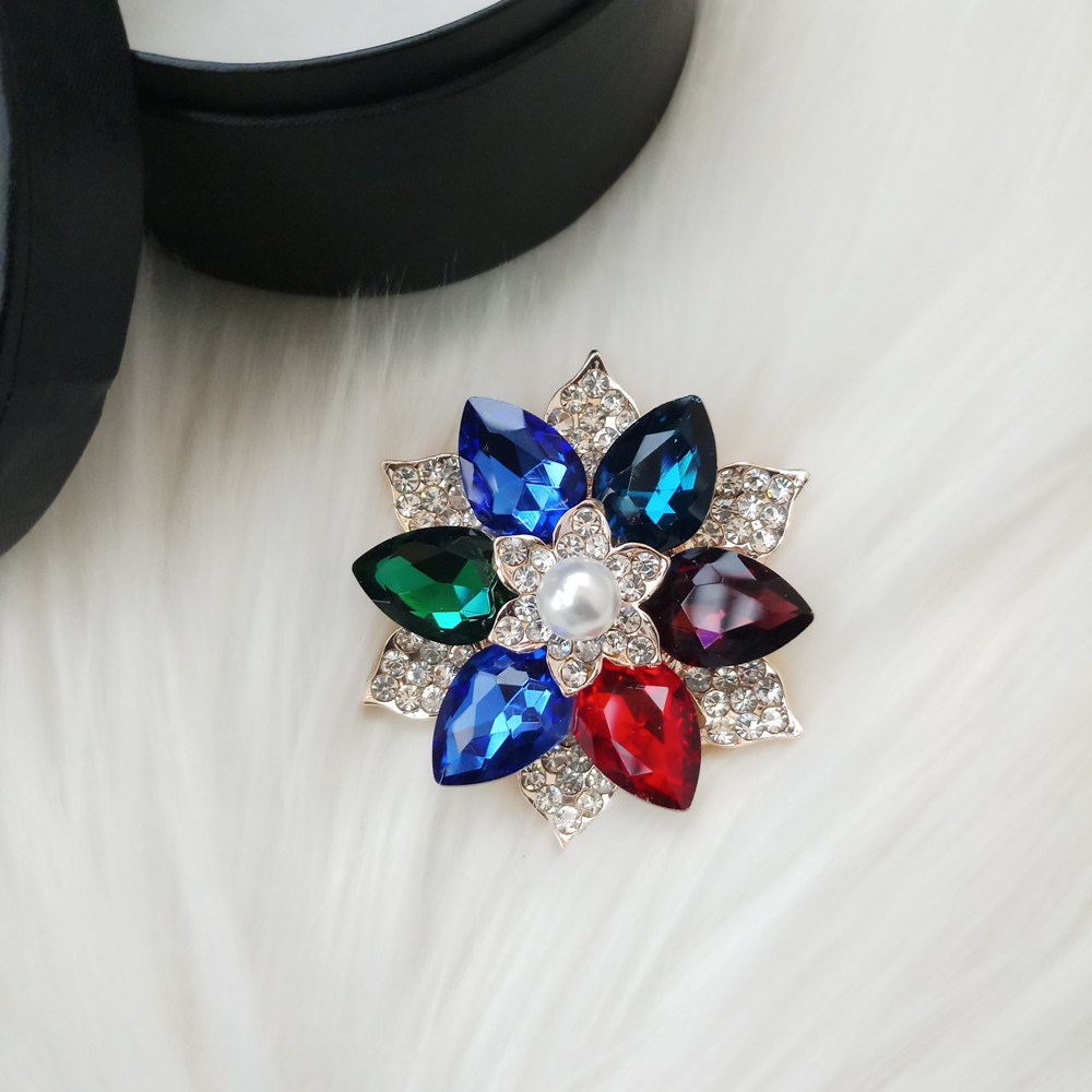 Picture of Stone & Metal Brooch /Hijab Pin/ Saree Pin for Women (Golden) (Imported) M-BRC1135 - 1 Piece - Brooch - Brooch for Women - হিজাব পিন