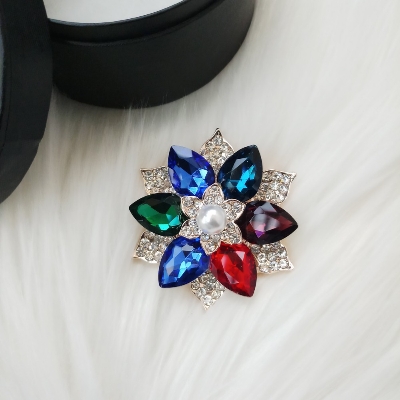 Picture of Stone & Metal Brooch /Hijab Pin/ Saree Pin for Women (Golden) (Imported) M-BRC1135 - 1 Piece - Brooch - Brooch for Women - হিজাব পিন