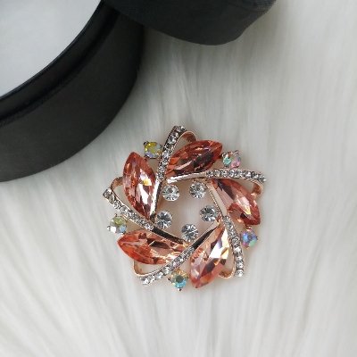 Picture of Brooch /Hijab Pin/ Saree Pin With Stone (Imported) for Women (Golden) M-BRC-1101 - 1 Piece - Brooch