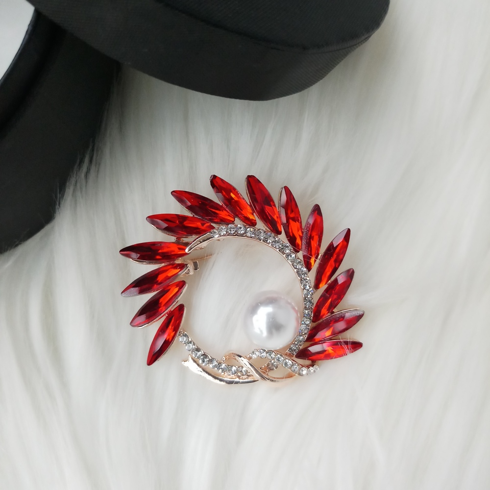 Picture of Stone & Metal Brooch /Hijab Pin/ Saree Pin for Women (Golden) (Imported) M-BRC-1106 - 1 Piece - Brooch - Brooch for Women - হিজাব পিন