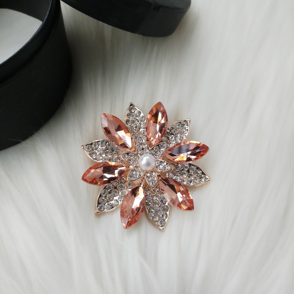 Picture of Stone & Metal Brooch /Hijab Pin/ Saree Pin for Women (Golden) (Imported) M-BRC-1112 - 1 Piece - Brooch - Brooch for Women - হিজাব পিন