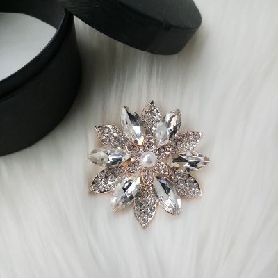 Picture of Stone & Metal Brooch /Hijab Pin/ Saree Pin for Women (Golden) (Imported) M-BRC-1112 - 1 Piece - Brooch - Brooch for Women - হিজাব পিন