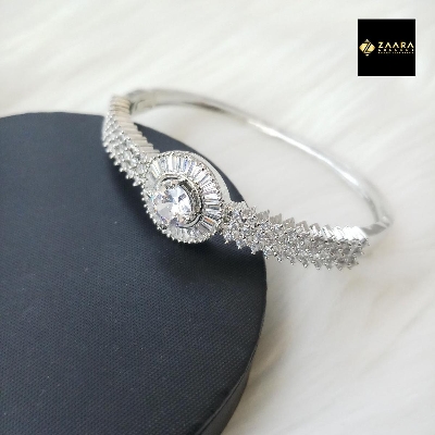 Picture of Diamond Cut AD Stone Bracelet For Girls & Women (Imported) - M-DCB1004 - Bracelet for Women & Girls