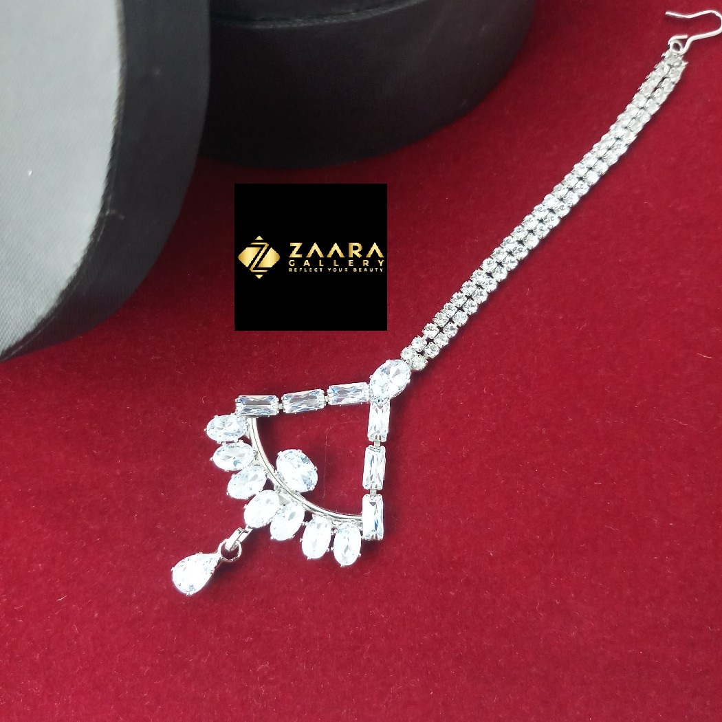 Picture of Diamond Cut AD Stone Stylish & Fashionable Tikli (Tiklee) For Girls & Women (Imported) - 1 Piece M-ST2406 - Tikli - Tiklee - Tikli for Women - Tikli for Girls