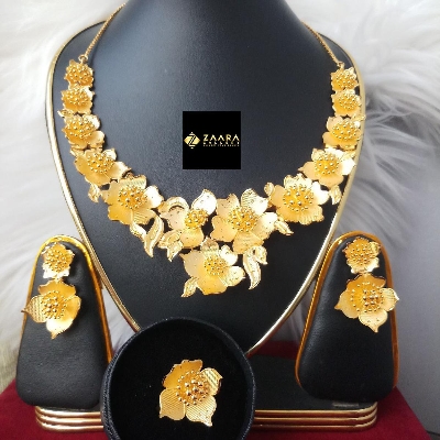Picture of Forming Gold Plated 1.5 Gram Gold Color Polish Bridal Necklace Earrings Set For Women (Imported) M-GPN406 - Gold Plated Necklace Set for Women - Necklace Earrings Set