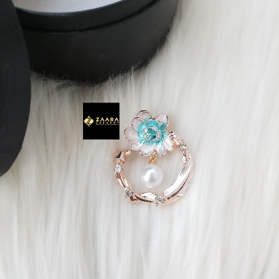 Picture of Stone & Metal Brooch/ Hijab Pin/ Saree Pin for Women (Golden) (Imported) M-BRC-1134 - 1 Piece - Brooch - Brooch for Women - হিজাব পিন