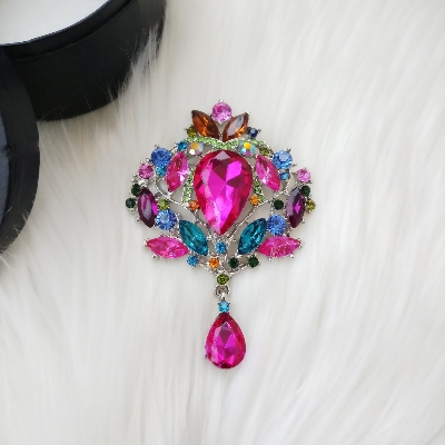 Picture of Brooch /Hijab Pin/ Saree Pin for Women (Large) With Stone (Antique Golden & Silver) (Imported) M-BRCA906 1 Piece - Brooch