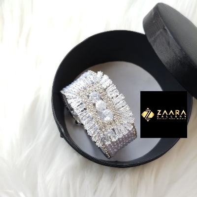 Picture of Stone & White Beads  Silver  Color Kids Bracelet For Girls - 1 Piece (Imported) M-KB7915 - Kid's Bracelet