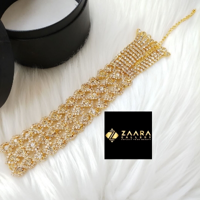 Picture of New Exclusive Stylish White Stone Golden Bracelet For Girls & Women (Imported) M-STB06 - Bracelet for Women & Girls
