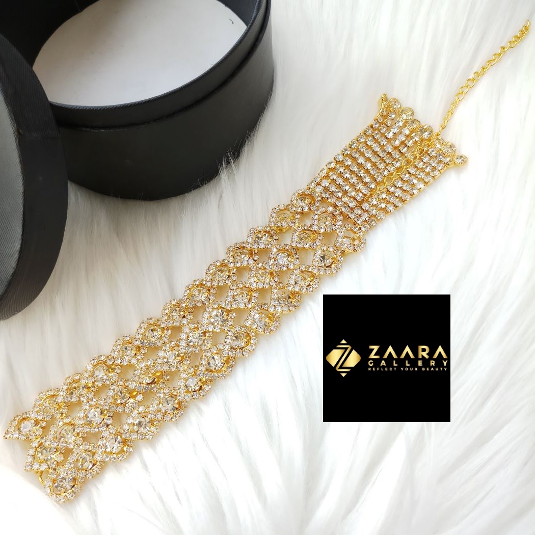 Picture of New Exclusive Stylish White Stone Golden Bracelet For Girls & Women (Imported) M-STB06 - Bracelet for Women & Girls