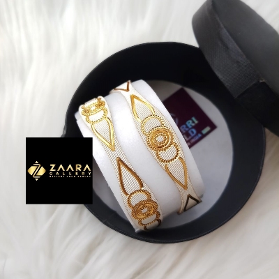 Picture of City Gold Bangles/ Gold Plated & Silver Plated Two-Tone Color Laser Cut Bangles For Women Direct Factory Clearance Sell M-CT7063 - 2 Pieces Top Quality Color - Express