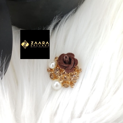 Picture of Stone & Metal Small Flower Brooch /Hijab Pin/ Saree Pin for Women (Imported) Model-BRC1190 - 1 Piece - Brooch - Brooch for Women - হিজাব পিন