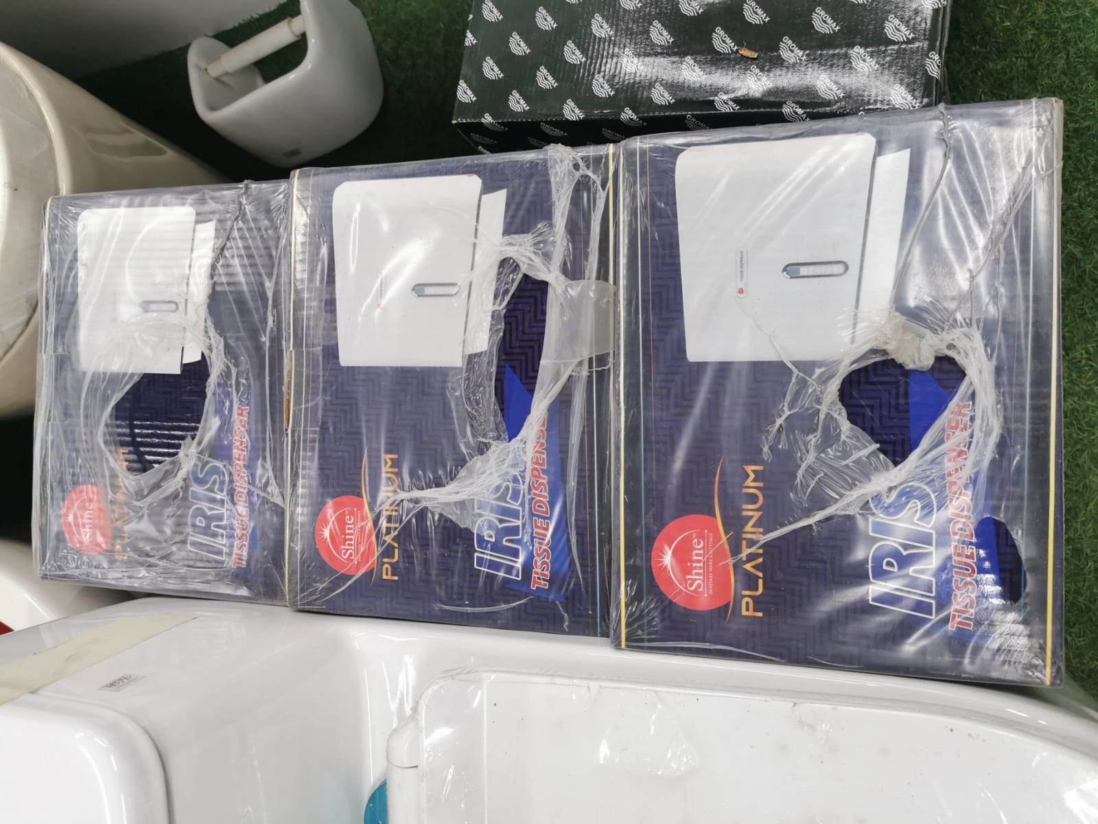 Picture of Iris Tissue Dispenser Shine