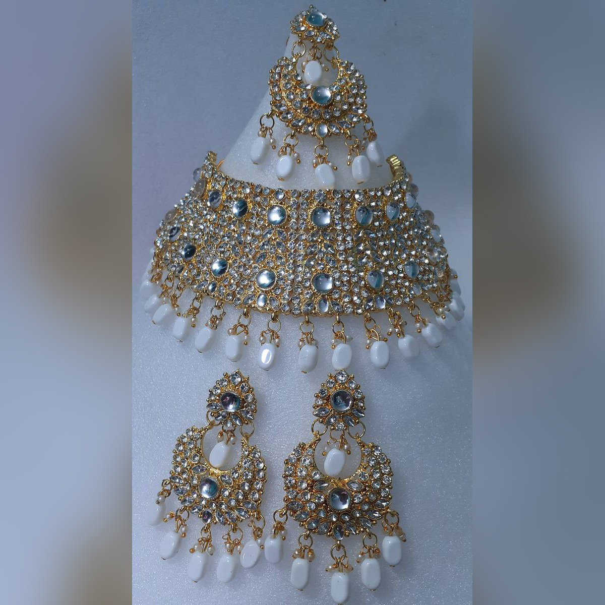 Picture of Bridal Wedding Ornament For Women