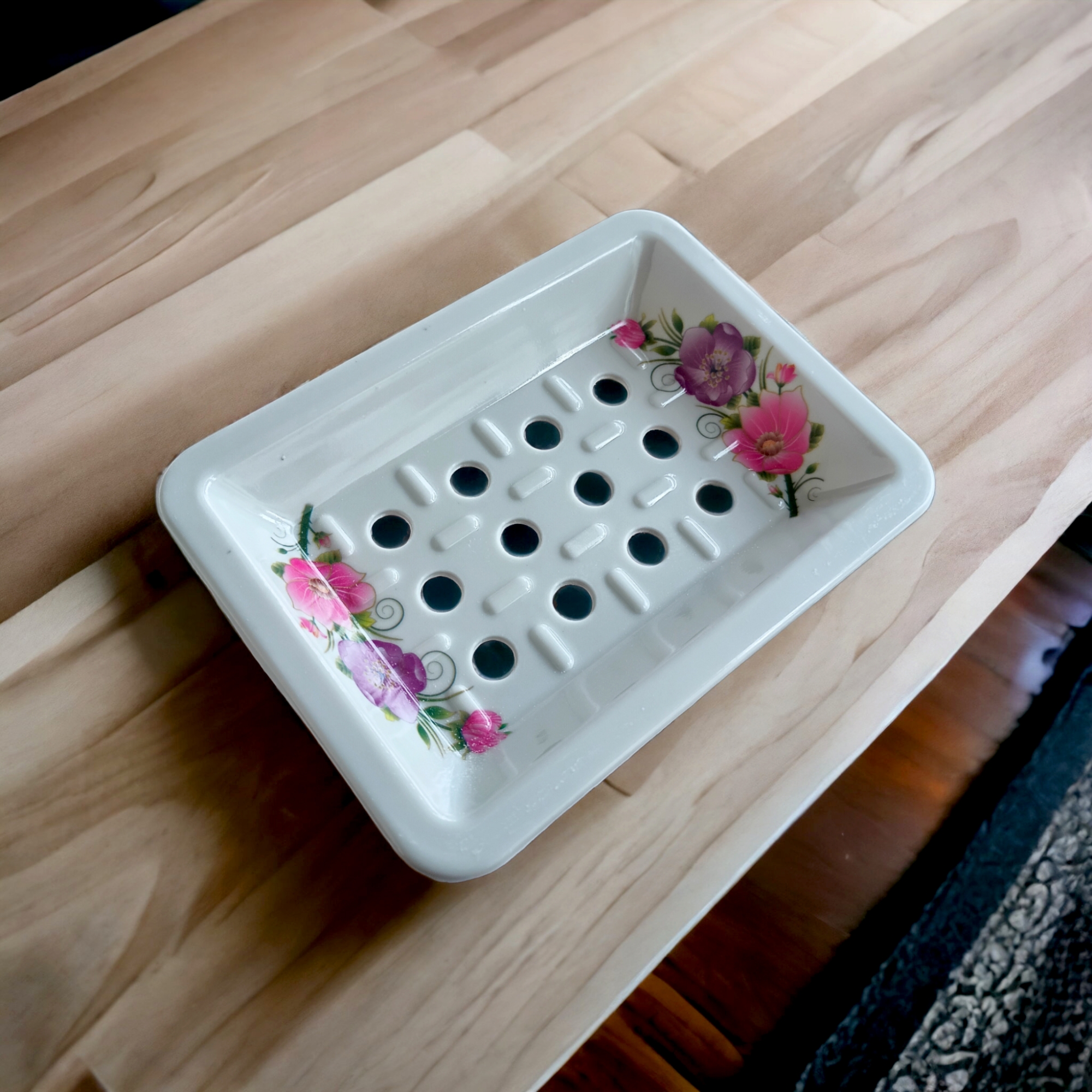 Picture of 12 Dot Melamine Soap Case [Exclusive]