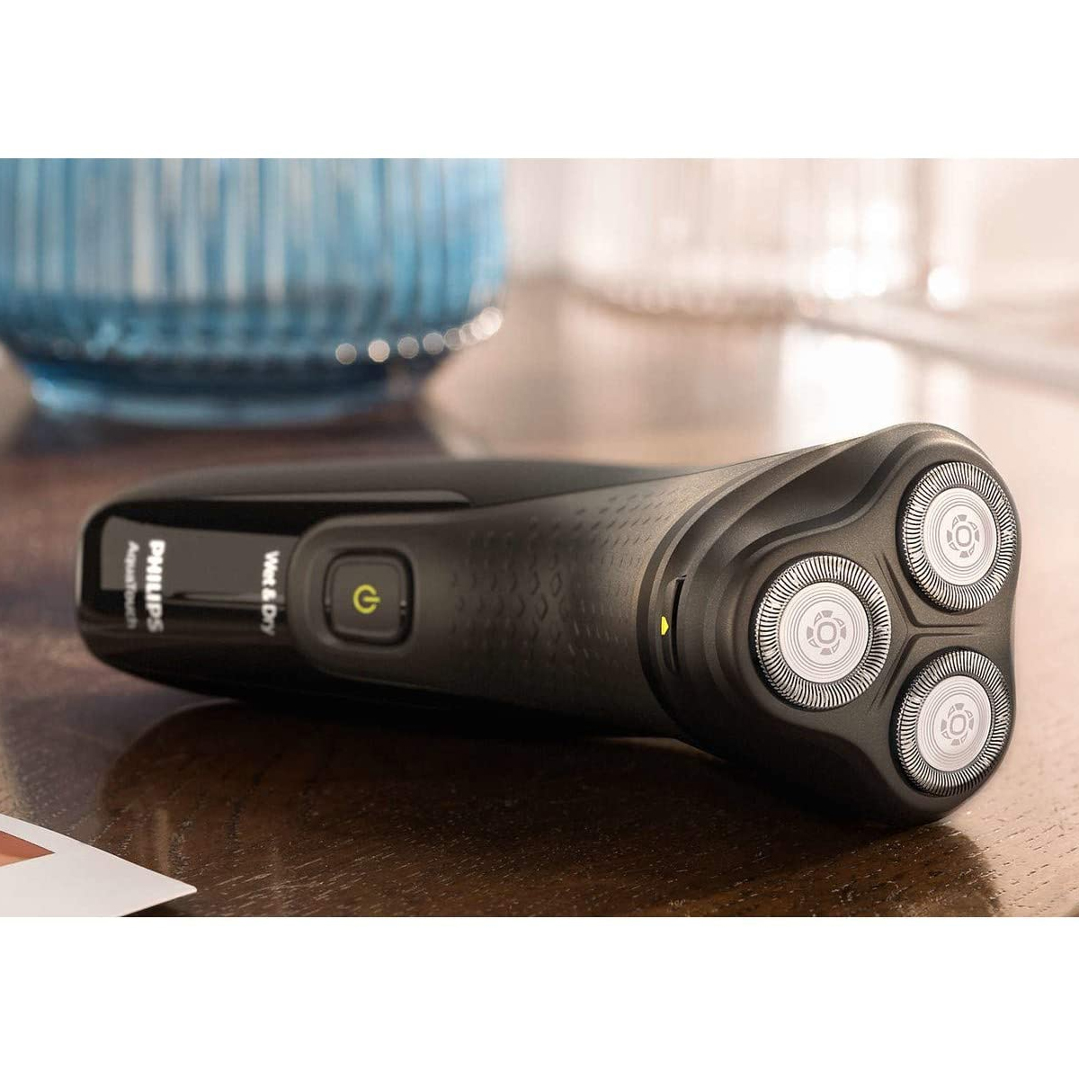 Picture of Philips S1223/45 Wet or Dry Electric Shaver Series 1000 for Men