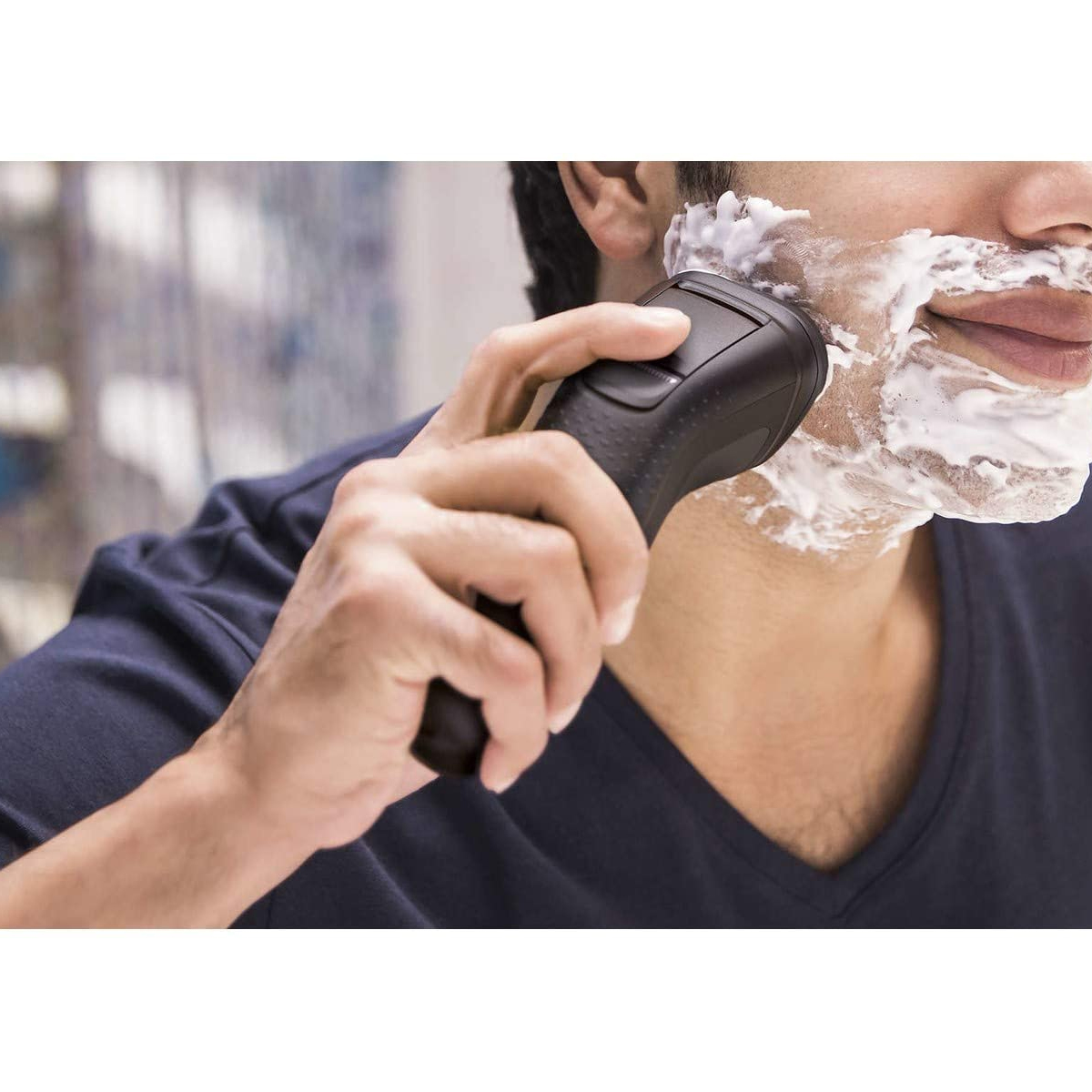 Picture of Philips S1223/45 Wet or Dry Electric Shaver Series 1000 for Men