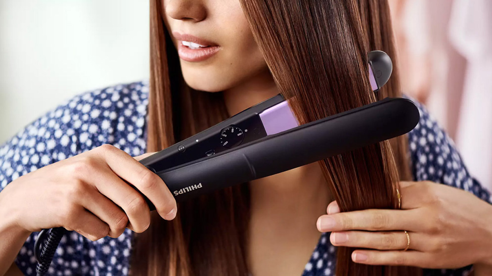Picture of Philips BHS377/00 StraightCare Essential ThermoProtect Straightener for Women