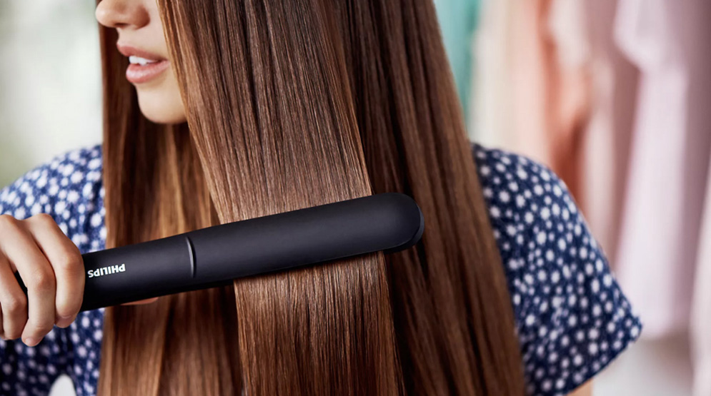 Picture of Philips BHS377/00 StraightCare Essential ThermoProtect Straightener for Women