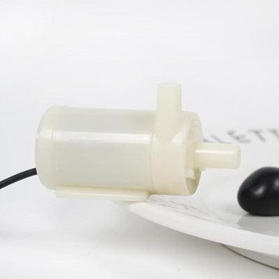 Picture of DC 3-6V 120L/H Mini Submersible Water Pump