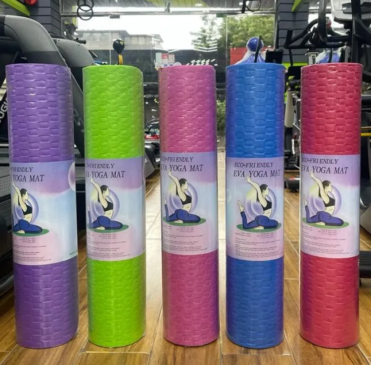 Picture of Chinese 3 Feet * 6 Feet 8mm Yoga / Gym Mat - Sports & Fitness